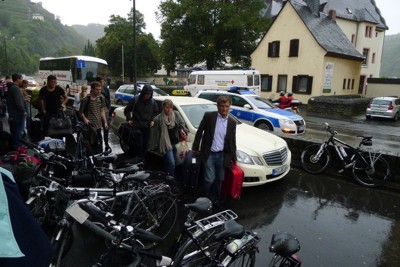 446537_1_articlepopup_l1020128