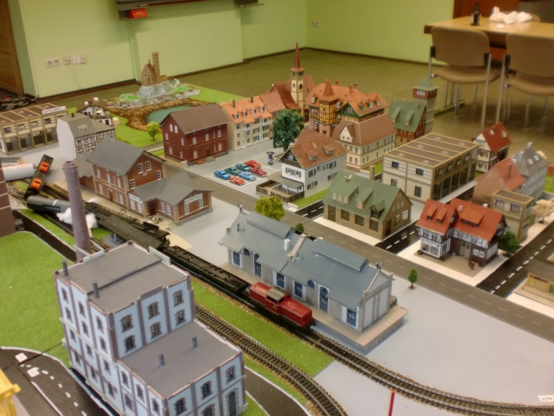 Bahn 2