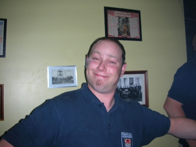 F32002